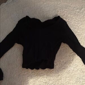 Black Long Sleeve Crop Top